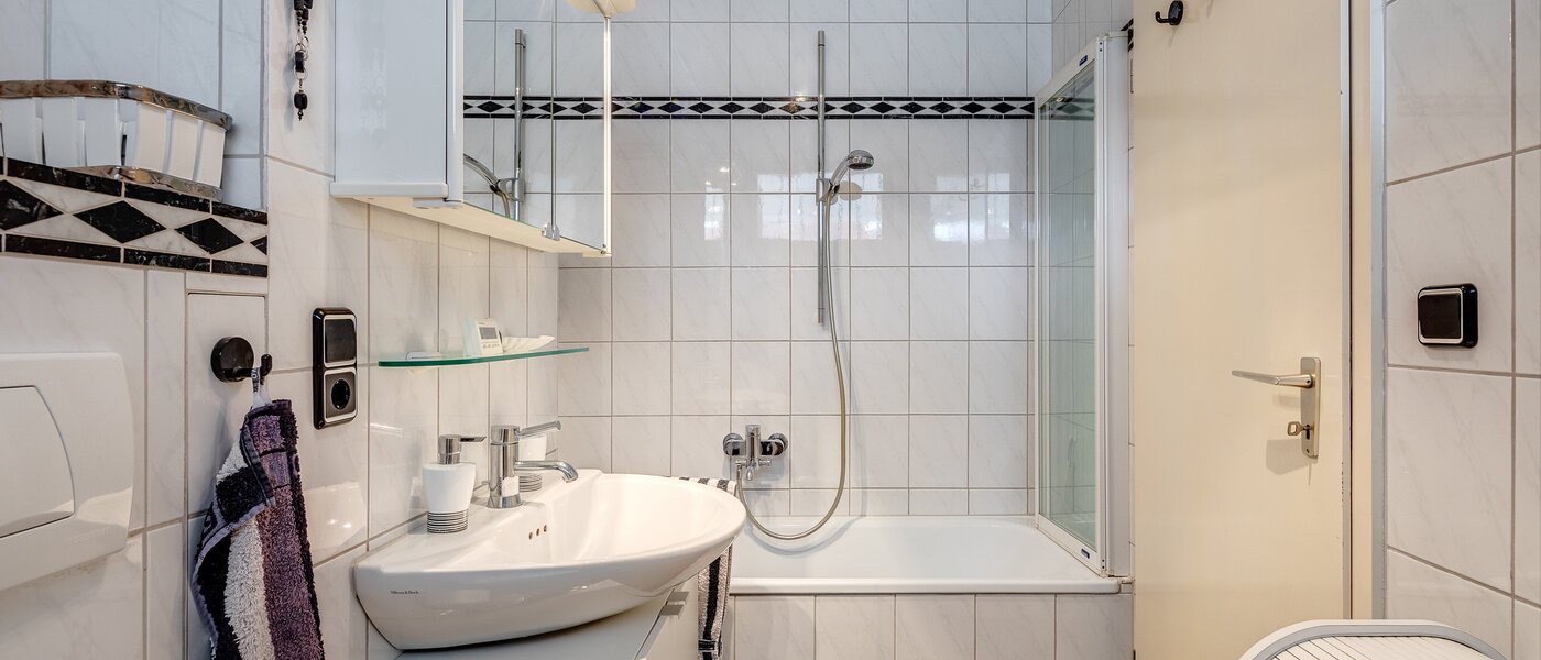 Wohnung München Berg am Laim 01 Badezimmer 11292