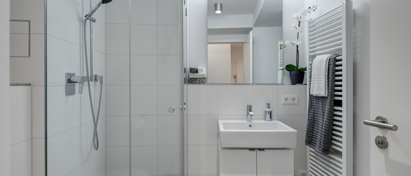 Wohnung München Bogenhausen 02 Badezimmer 11300