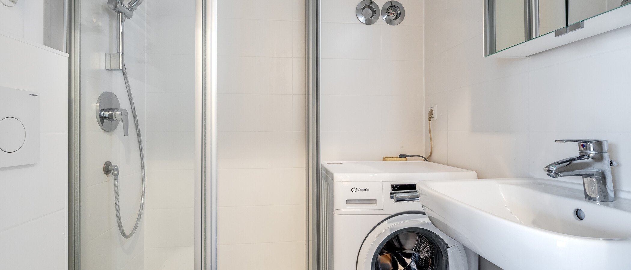 Apartment München Schwabing-West (rund um den Hohenzollernplatz) 01 Badezimmer 11346