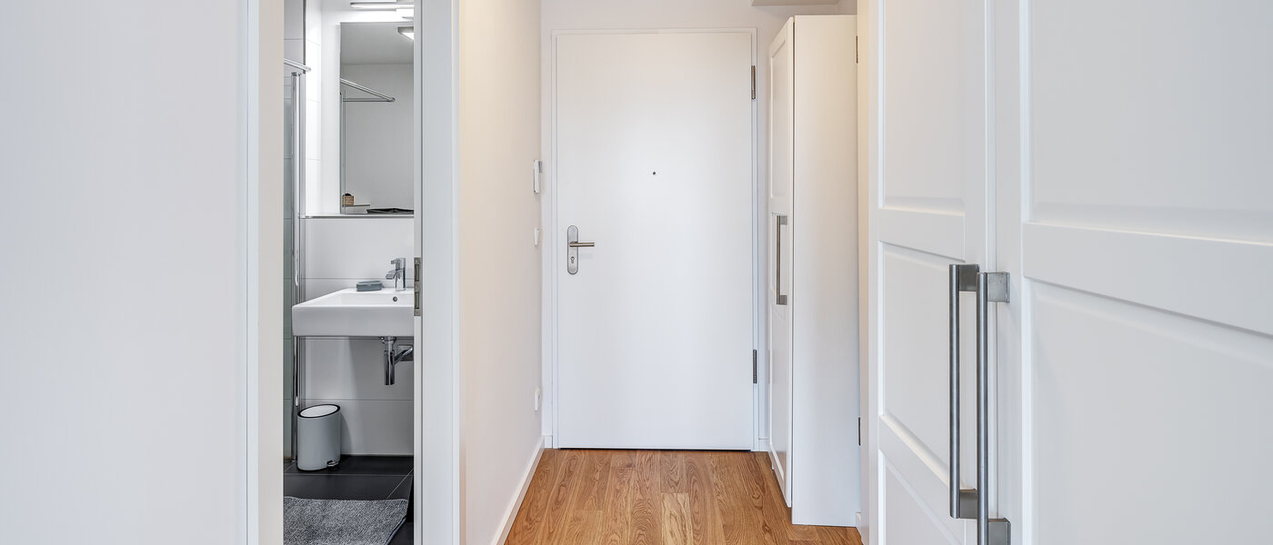 Wohnung München Bogenhausen 01 Flur/Gang 11358