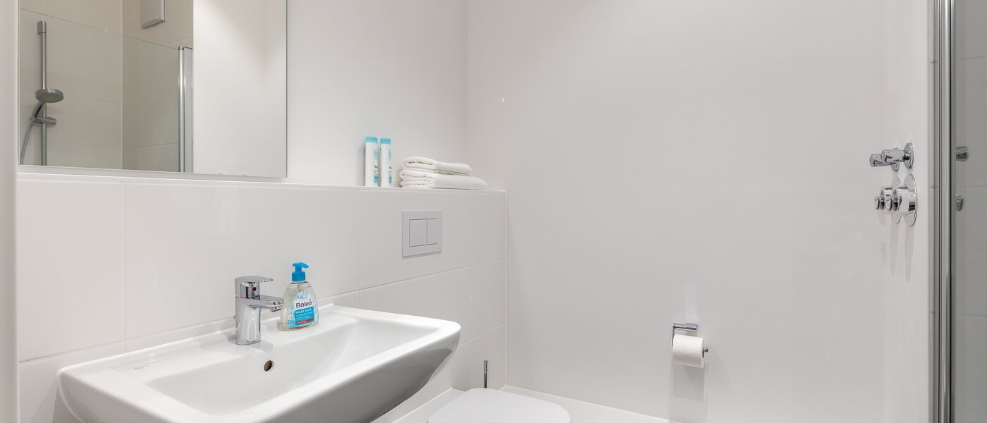 Apartment München Messestadt Riem 01 Badezimmer 11387