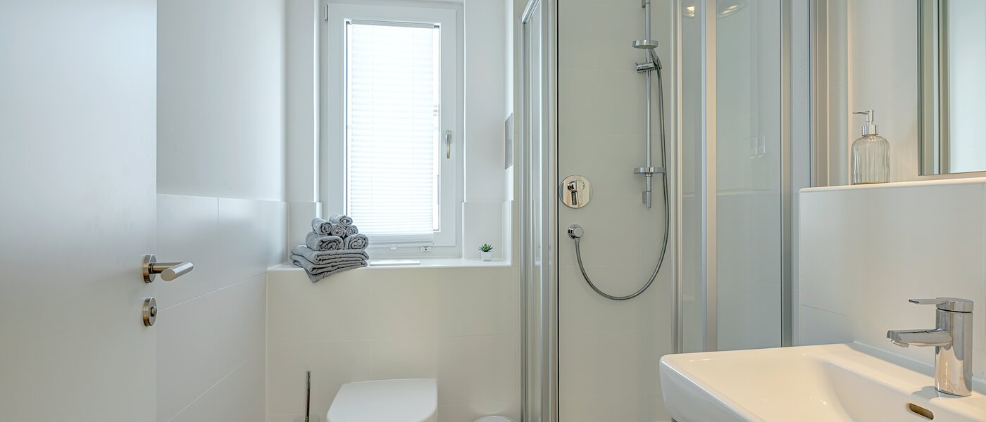 Wohnung München Aubing 01 2. Badezimmer 11399