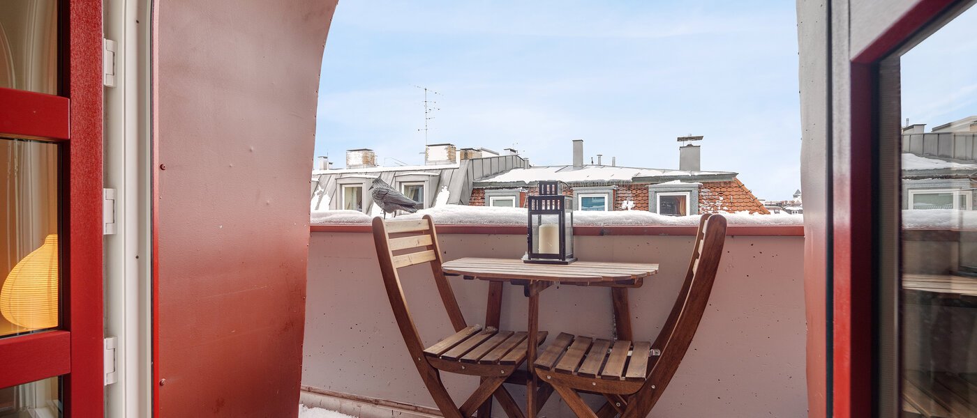 Dachgeschosswohnung München Schwanthalerhöhe 01 Balkon 11426