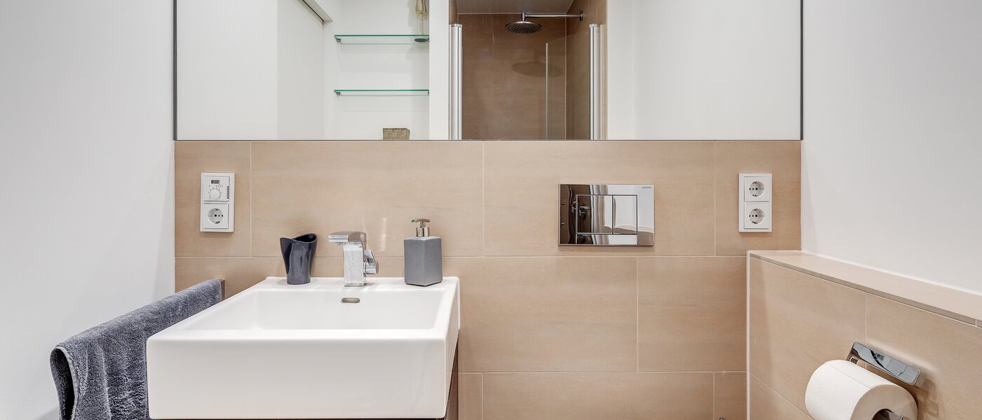 Apartment München Schwabing-West 02 Badezimmer 11438