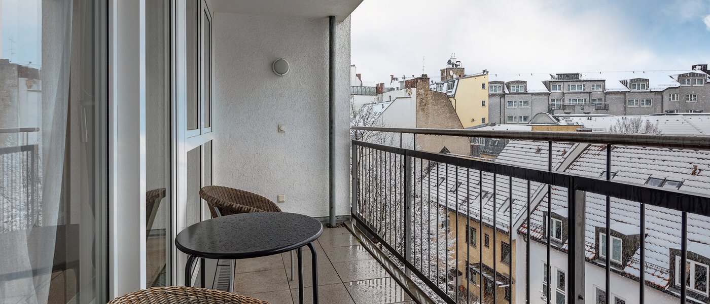 Wohnung München Maxvorstadt - Westen 01 Balkon 11480