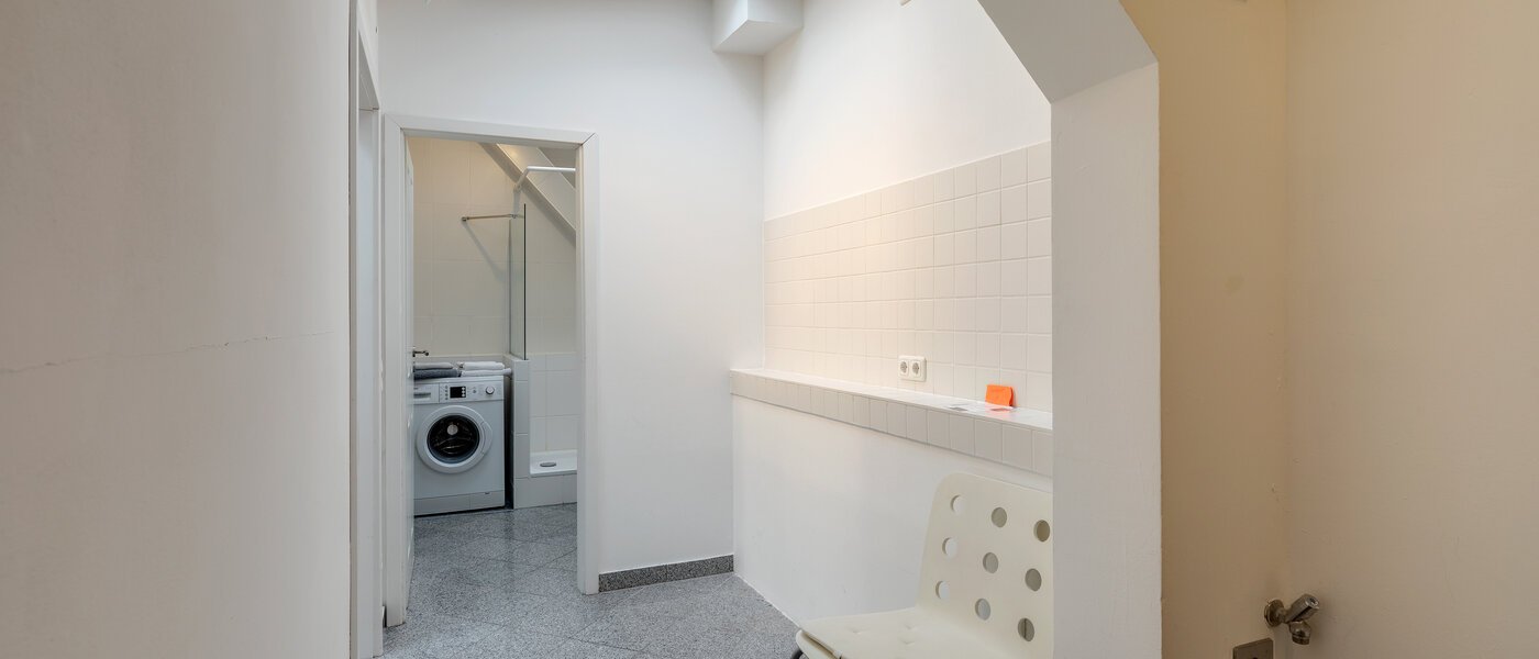 Dachgeschosswohnung München Schwanthalerhöhe 02 Flur/Gang 11507