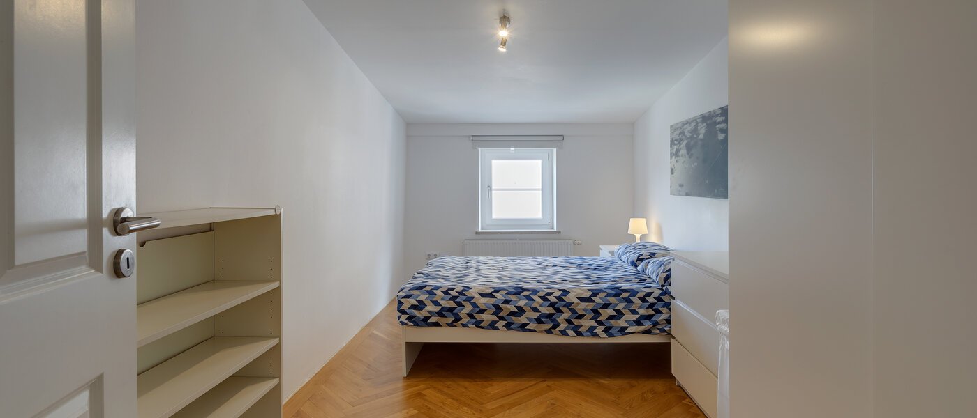 Dachgeschosswohnung München Schwanthalerhöhe 02 Schlafzimmer 11507