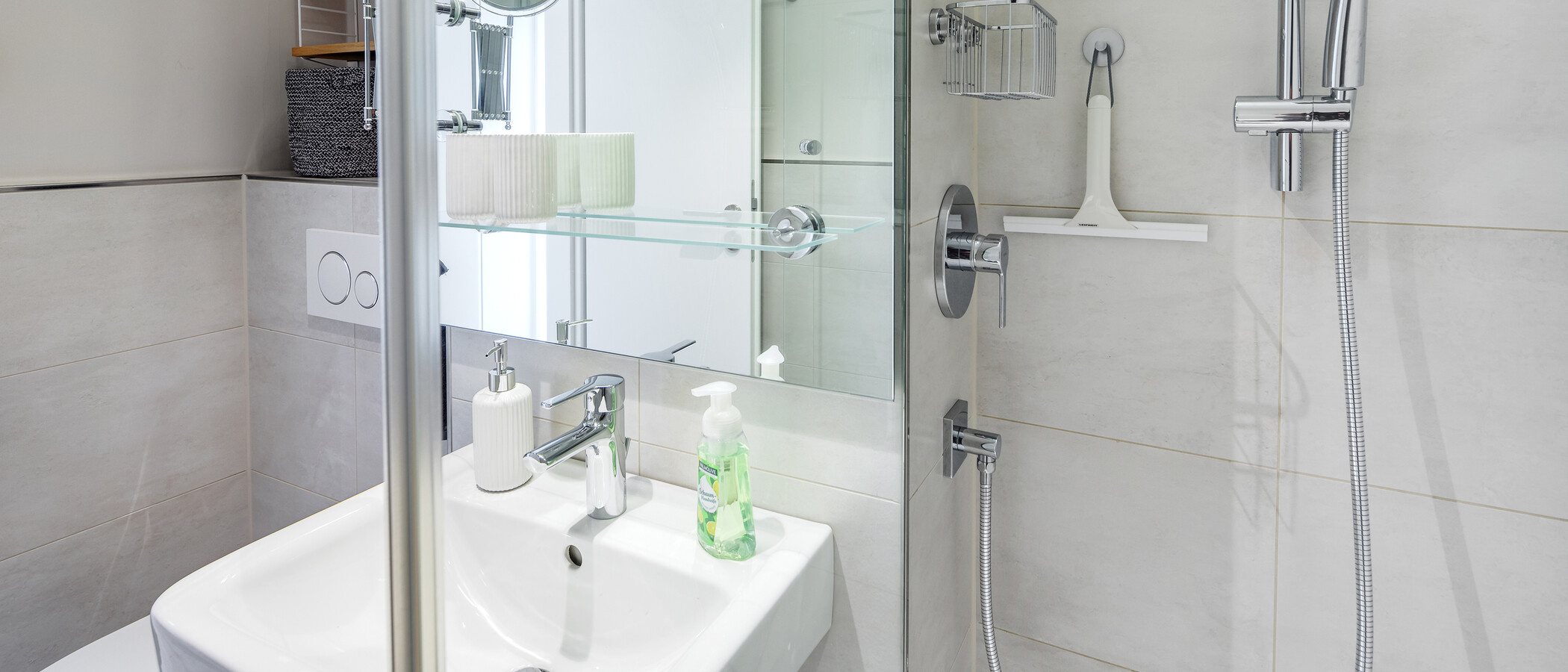 Wohnung München Altbogenhausen 01 Badezimmer 11531