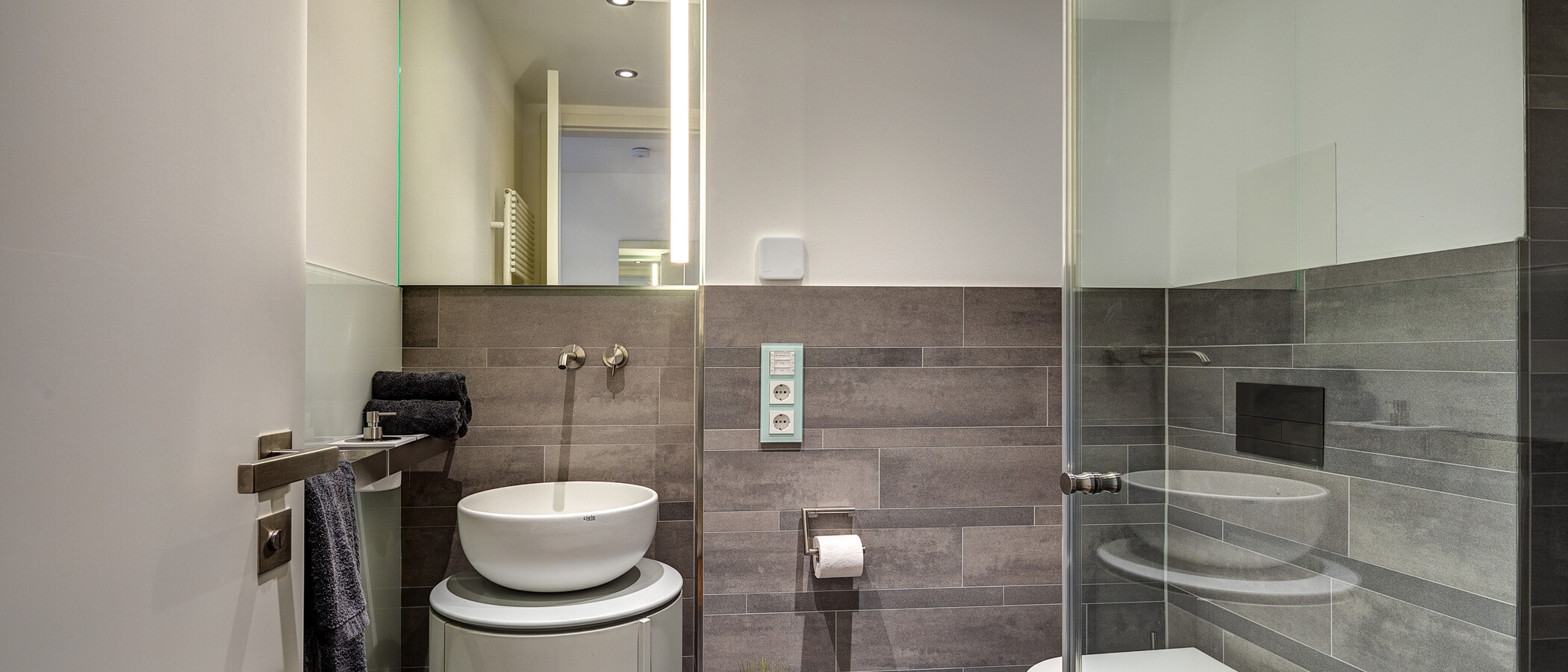 Wohnung München Nymphenburg 01 2. Badezimmer 11535