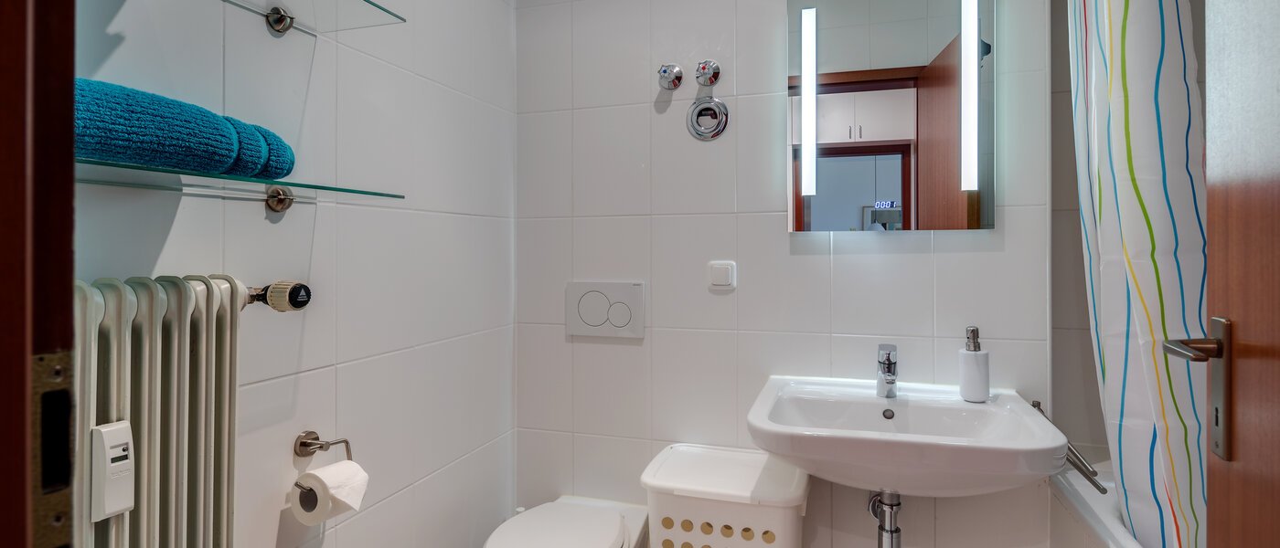 Wohnung München Harlaching 02 Badezimmer 1155