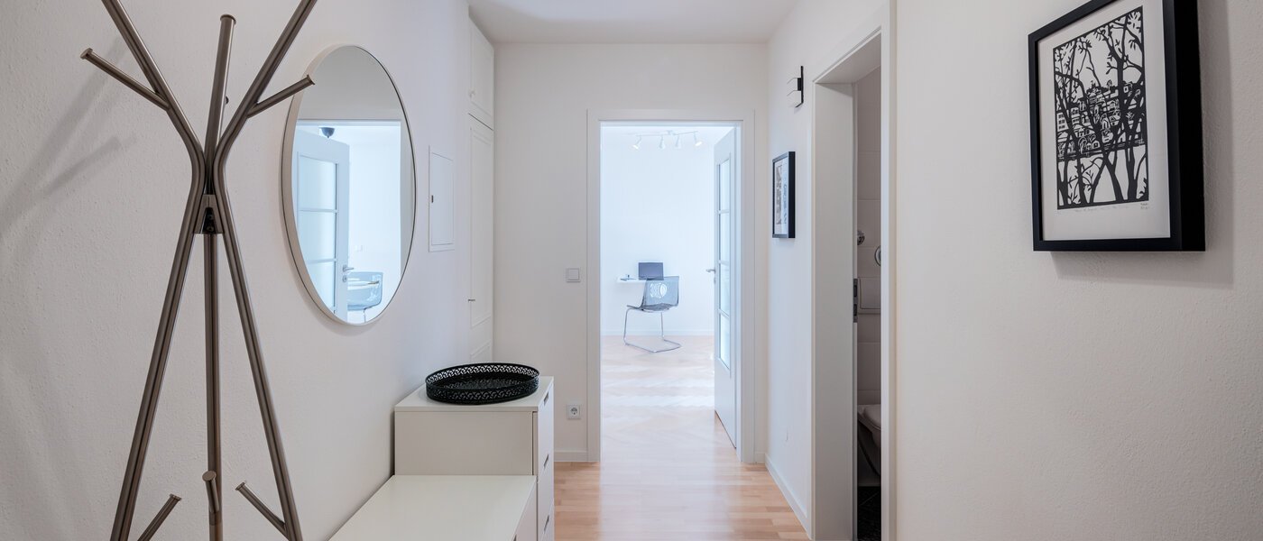 Wohnung München Schwabing-Nord (zw. Leopoldstraße & Englischen Garten) 02 Flur/Gang 11551