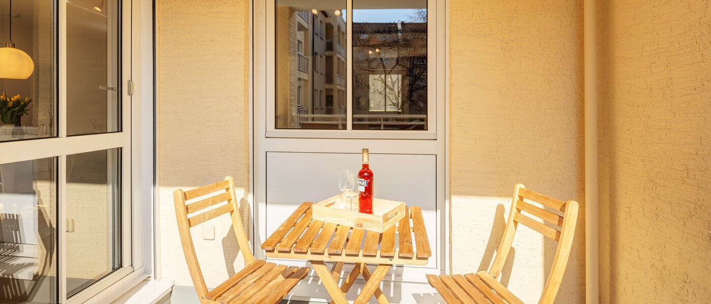 Wohnung München Schwabing-Nord (zw. Leopoldstraße & Englischen Garten) 02 Balkon 11551