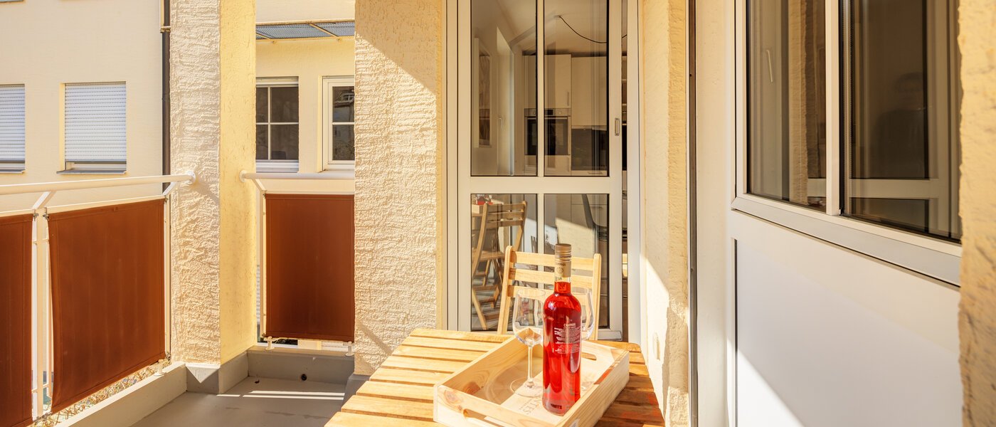 Wohnung München Schwabing-Nord (zw. Leopoldstraße & Englischen Garten) 03 Balkon 11551