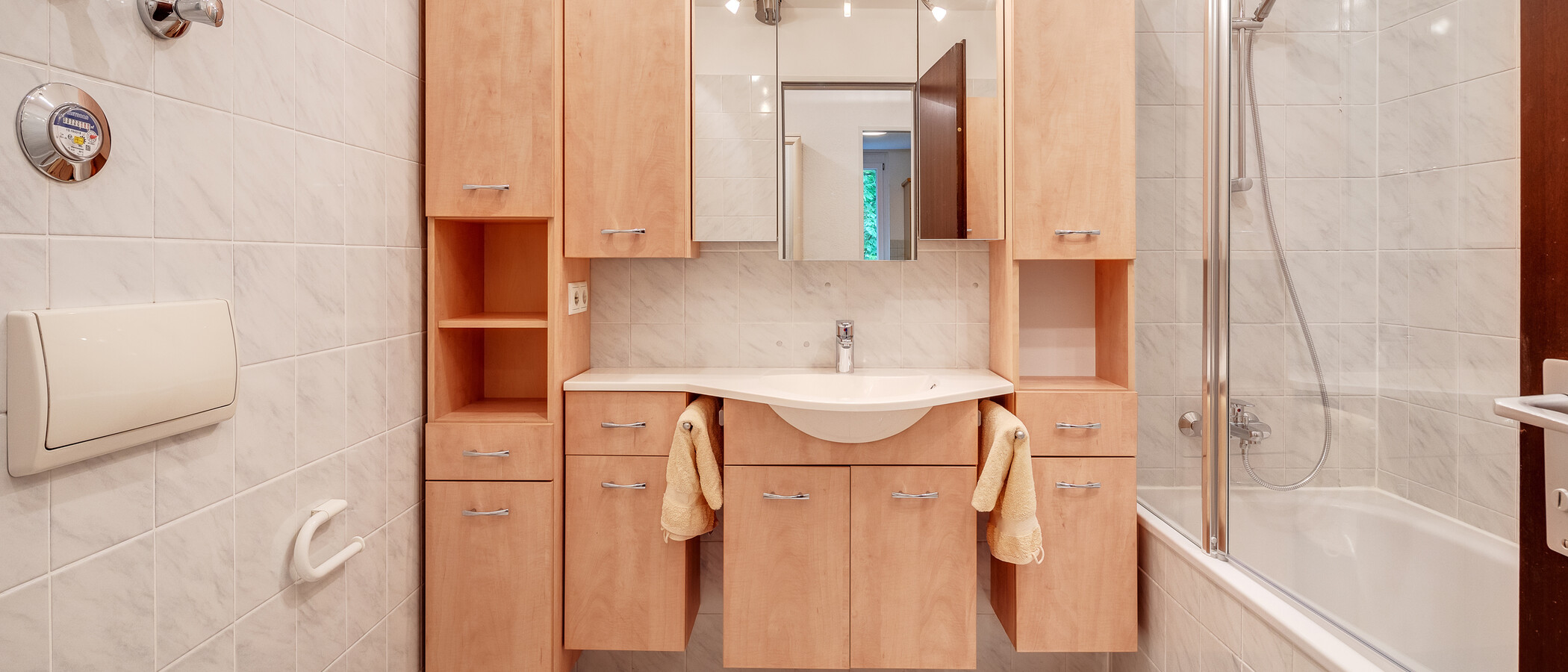 Wohnung München Oberföhring 01 Badezimmer 11585