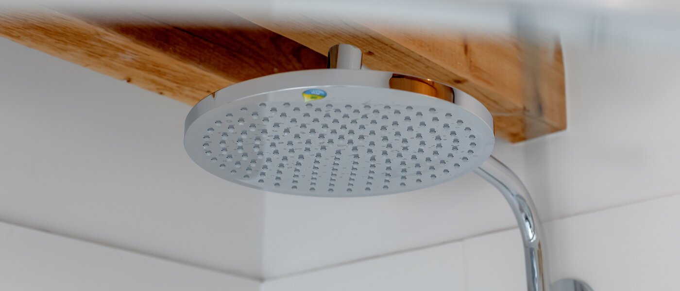 Dachgeschosswohnung Feldafing Tutzing 03 Badezimmer 11697