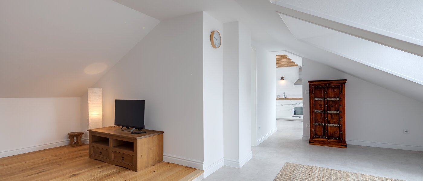 Dachgeschosswohnung Feldafing Tutzing 03 Wohnbereich 11697