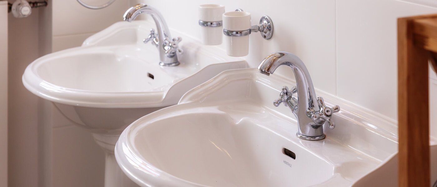 Gartenwohnung Feldafing 04 Badezimmer 11698