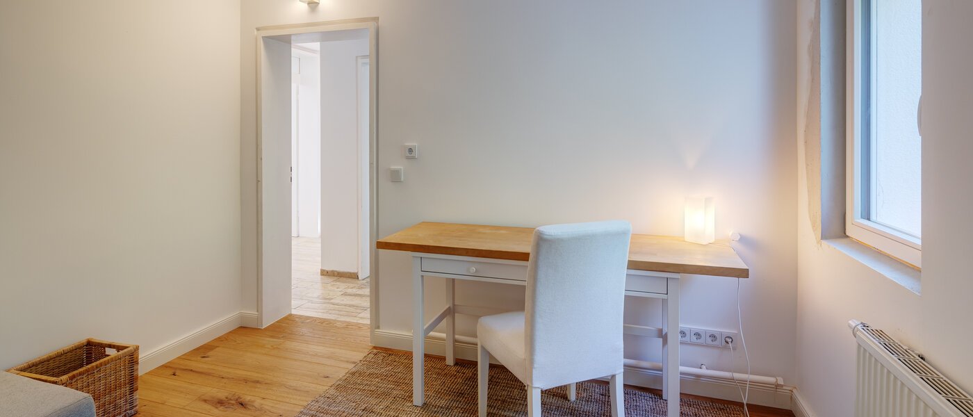 Gartenwohnung Feldafing 01 Arbeits-/Gästezimmer 11698