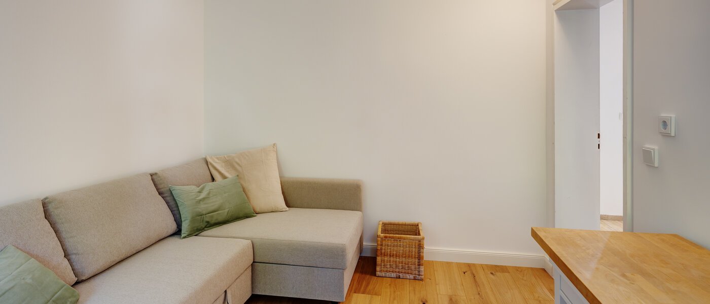 Gartenwohnung Feldafing 02 Arbeits-/Gästezimmer 11698