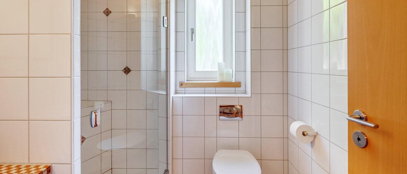 Einfamilienhaus München Fasanerie 02 2. Badezimmer 11740