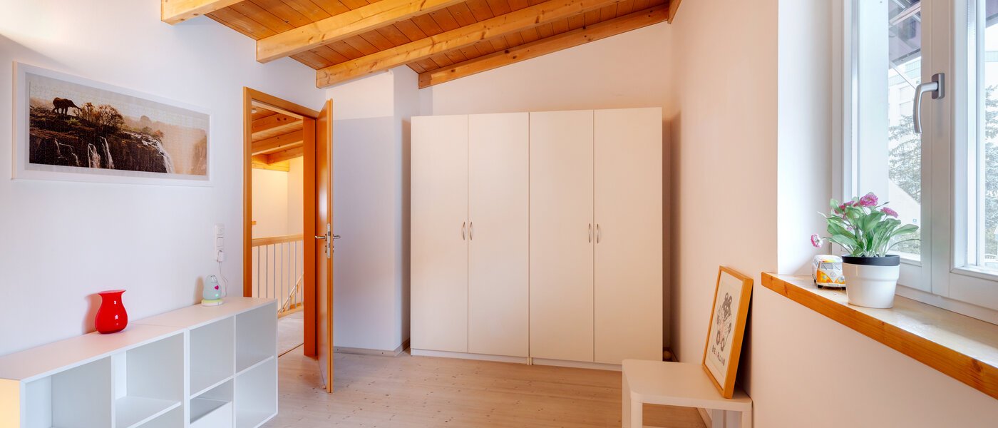 Einfamilienhaus München Fasanerie 02 2. Schlafzimmer	 11740