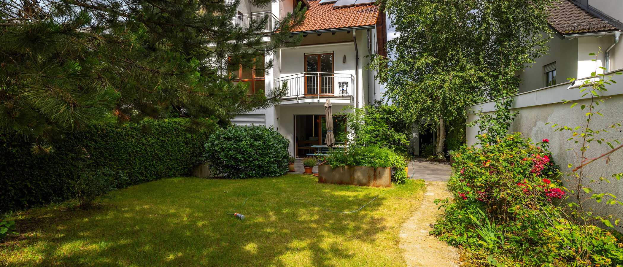 Doppelhaushälfte München Harlaching 01 Garten 11748