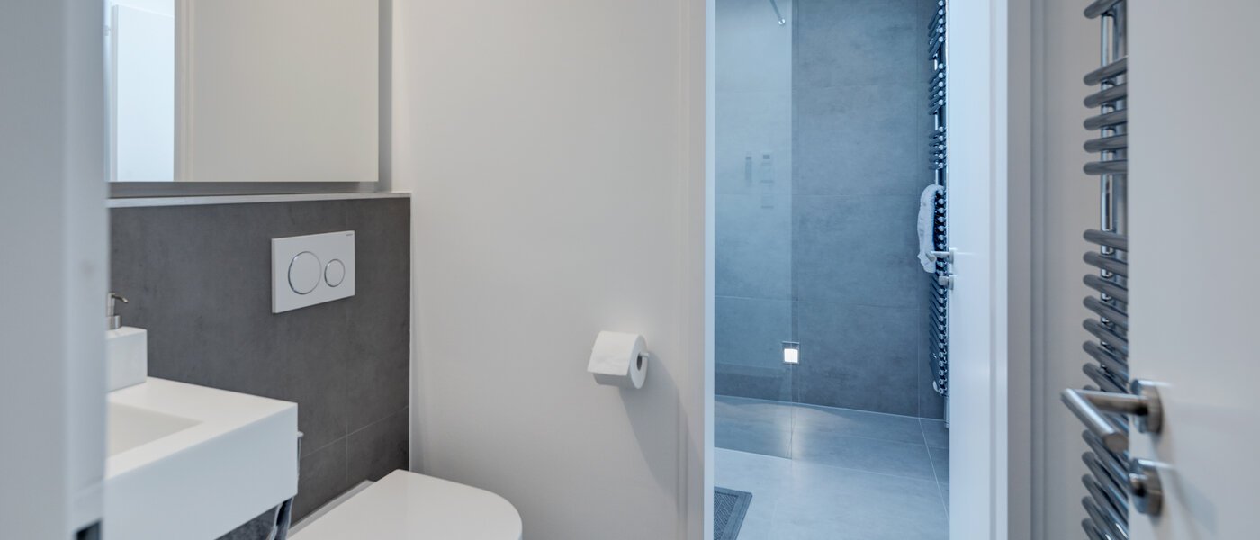 Dachterrassenwohnung München Westpark 01 sep. WC 11808