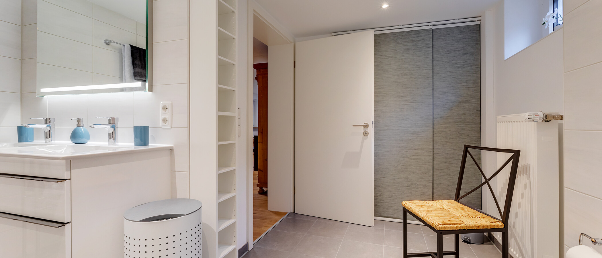 Bungalow Germering 03 2. Badezimmer 11857