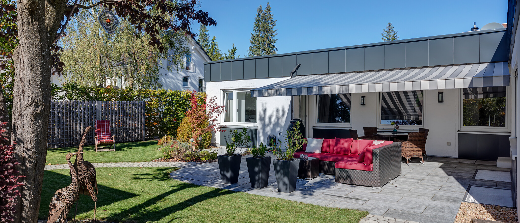 Bungalow Germering 02 Garten 11857