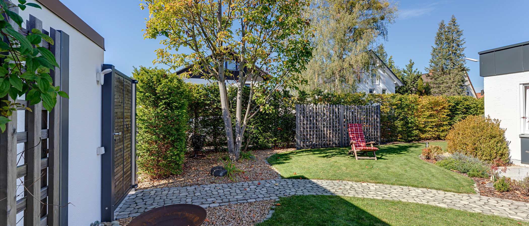 Bungalow Germering 04 Garten 11857