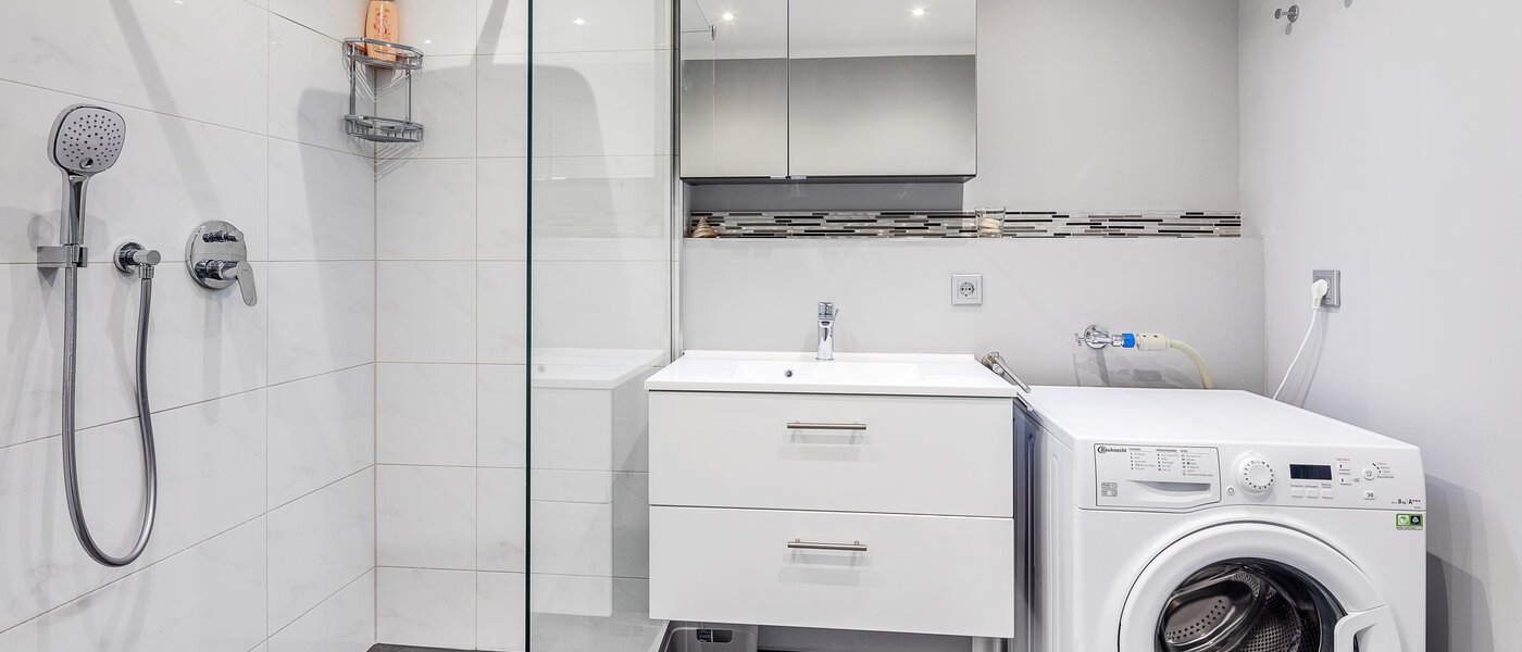 Wohnung München Hadern 02 Badezimmer 11894