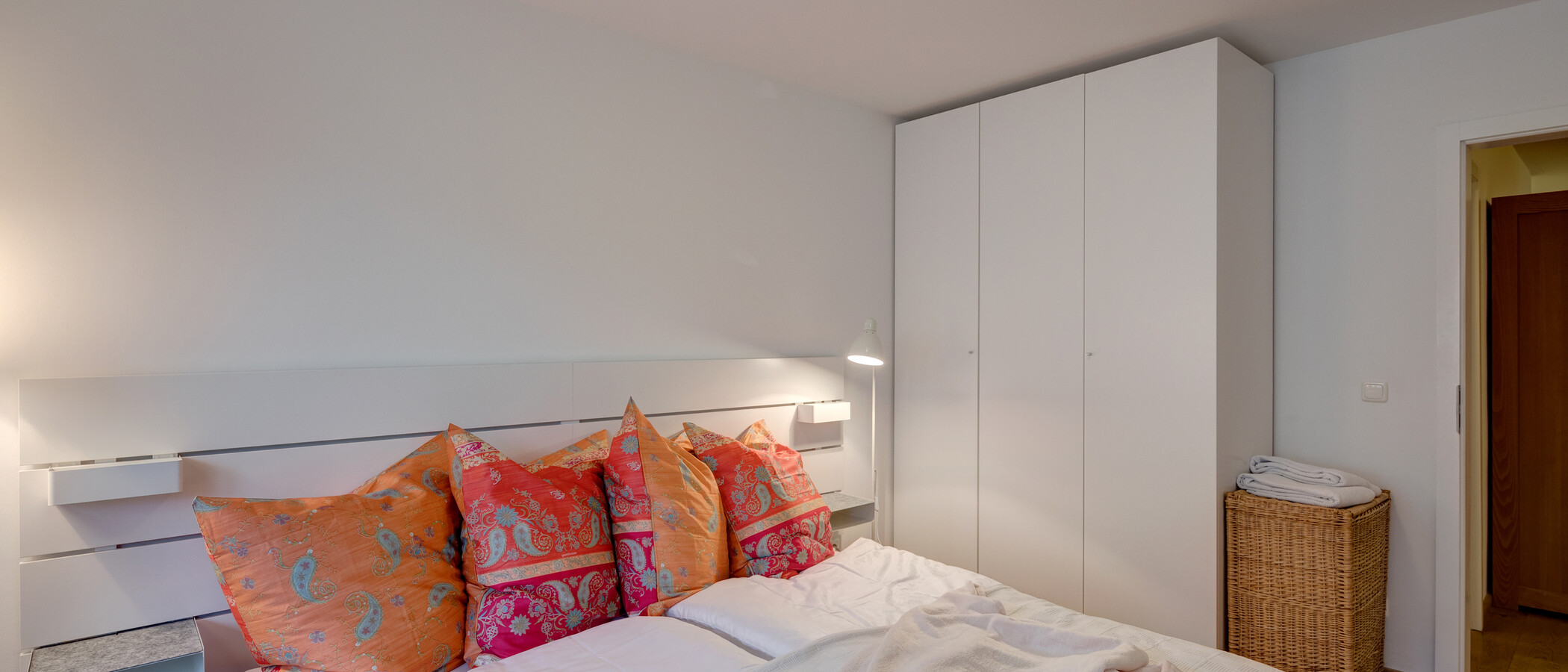 Wohnung München Schwabing (links der Leopoldstraße) 04 Schlafzimmer 11895