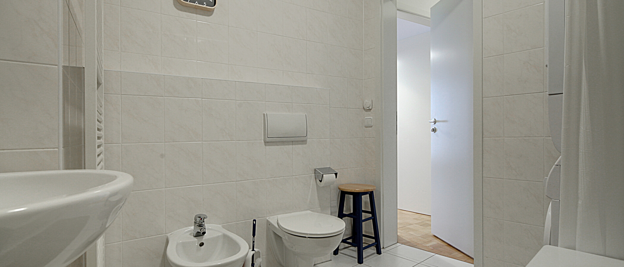 Wohnung München Schwabing (links der Leopoldstraße) 03 Badezimmer 1191