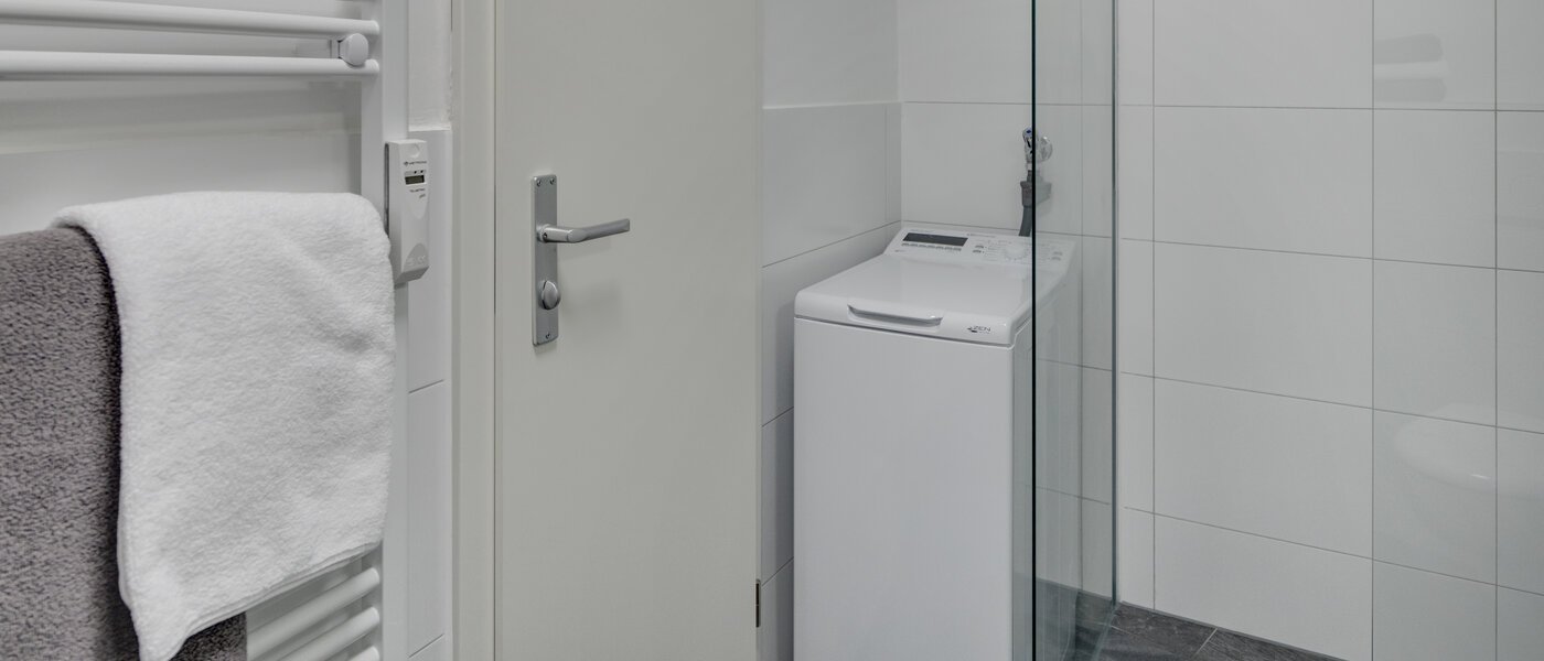 Dachgeschosswohnung München Obergiesing 04 Badezimmer 11915