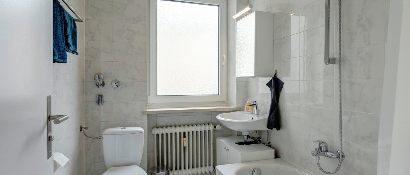 Wohnung München Maxvorstadt - Rund um den Josephplatz 01 Badezimmer 11943