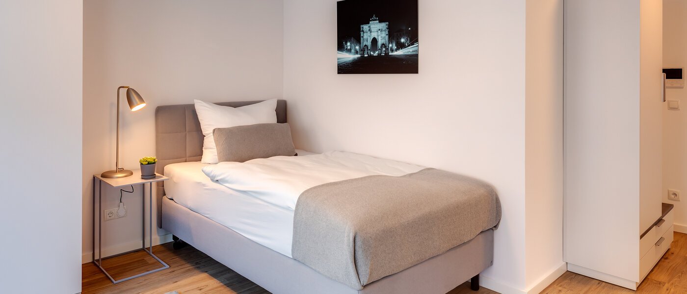 Apartment München Milbertshofen 01 Schlafbereich 11972