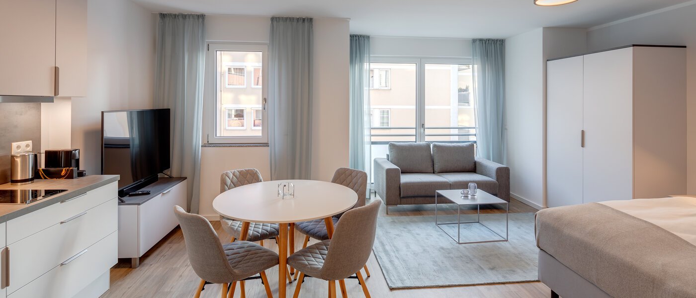 Apartment München Milbertshofen 01 Wohnbereich 11972