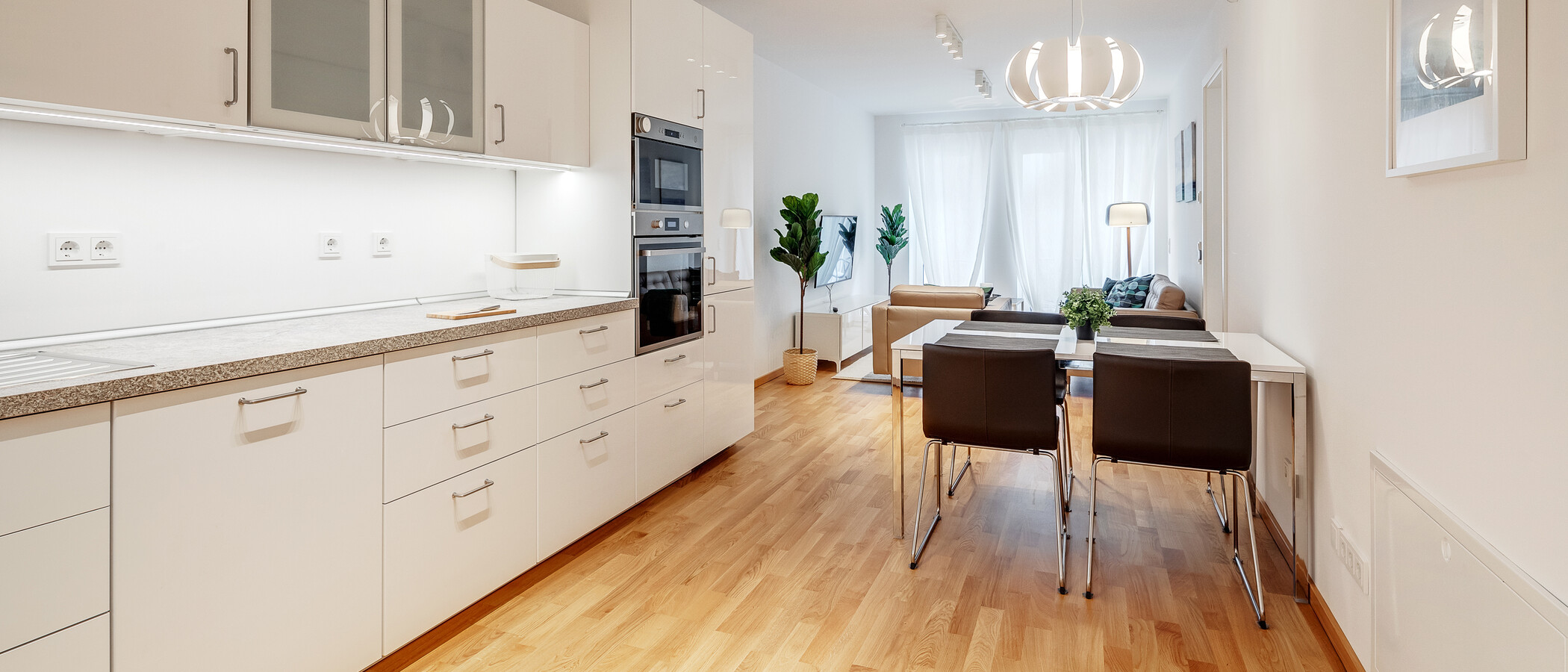Wohnung München Maxvorstadt 04 Küche 12025