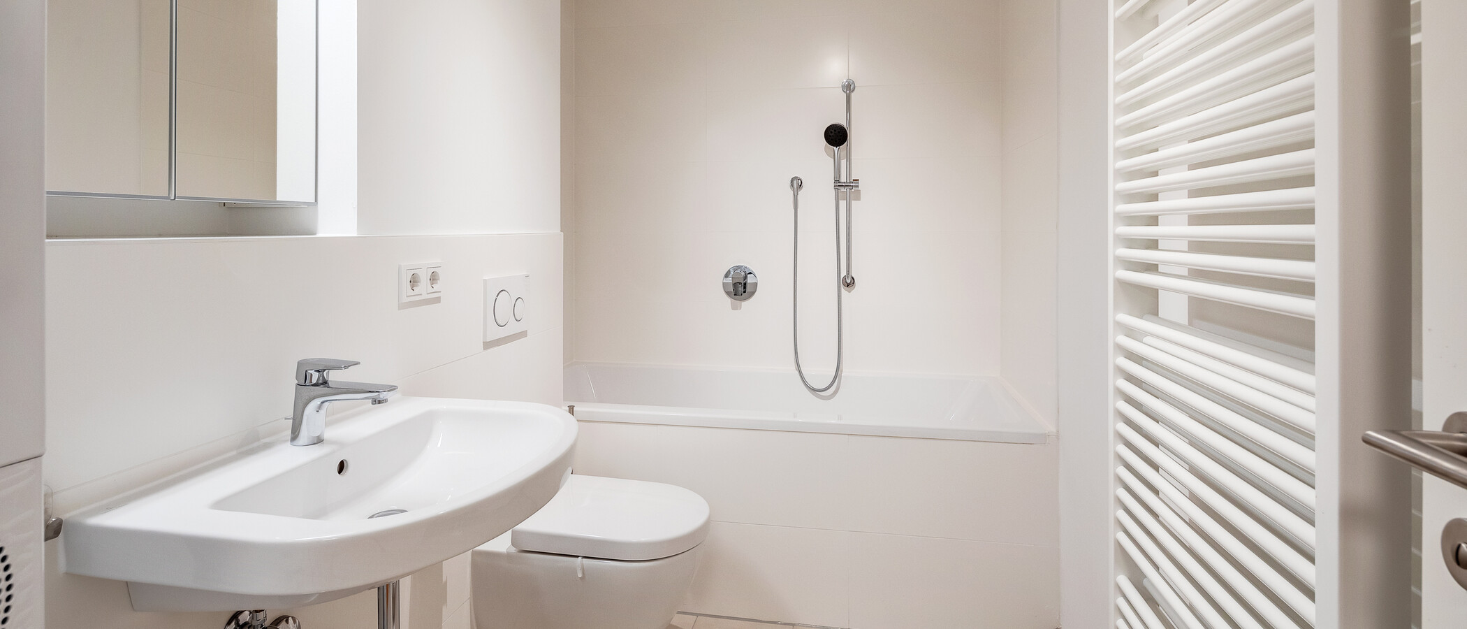 Wohnung München Maxvorstadt 01 Badezimmer 12025