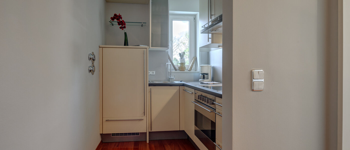 Dachgeschosswohnung München Oberföhring 01 Küche 1205