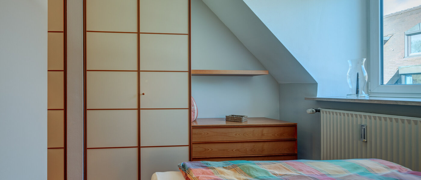 Dachgeschosswohnung München Oberföhring 03 Schlafzimmer 1205