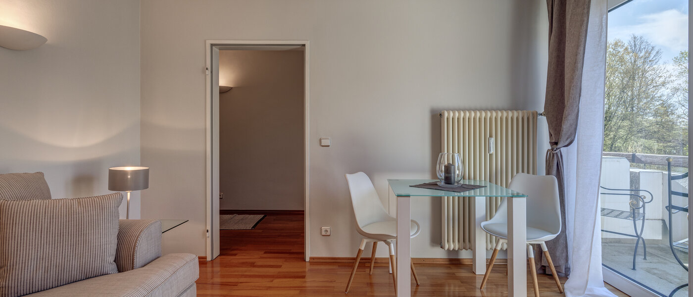 Dachgeschosswohnung München Oberföhring 04 Wohnzimmer 1205