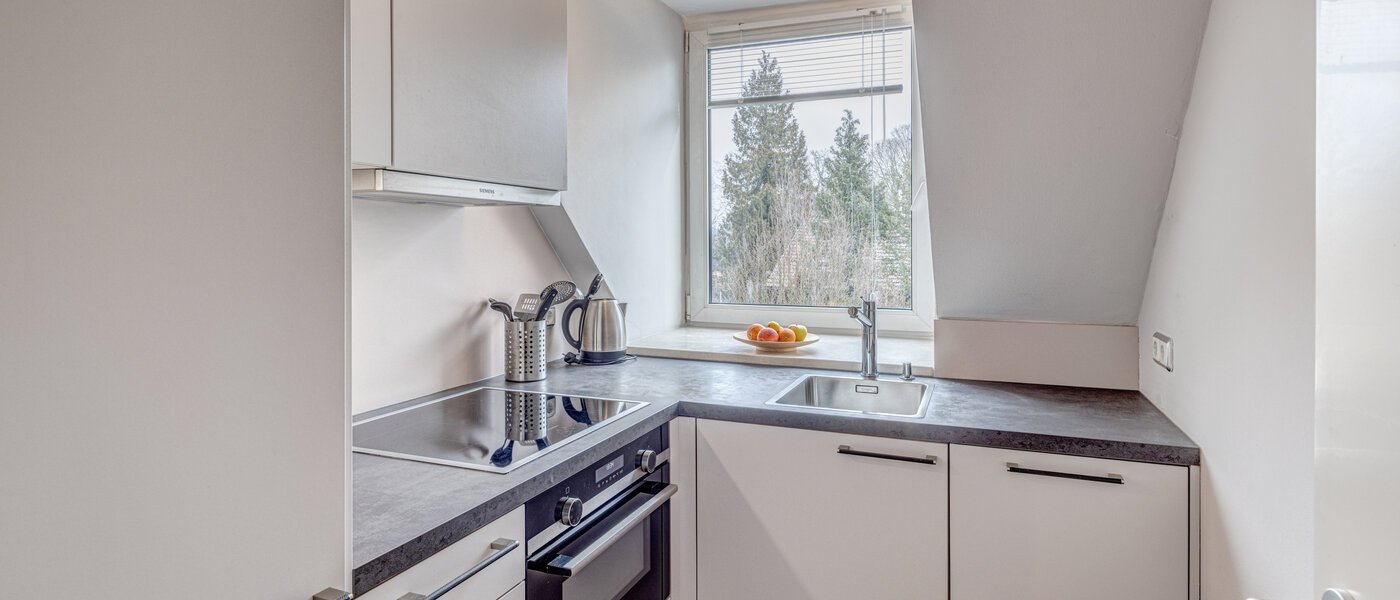 Dachgeschosswohnung München Oberföhring 01 Küche 1206
