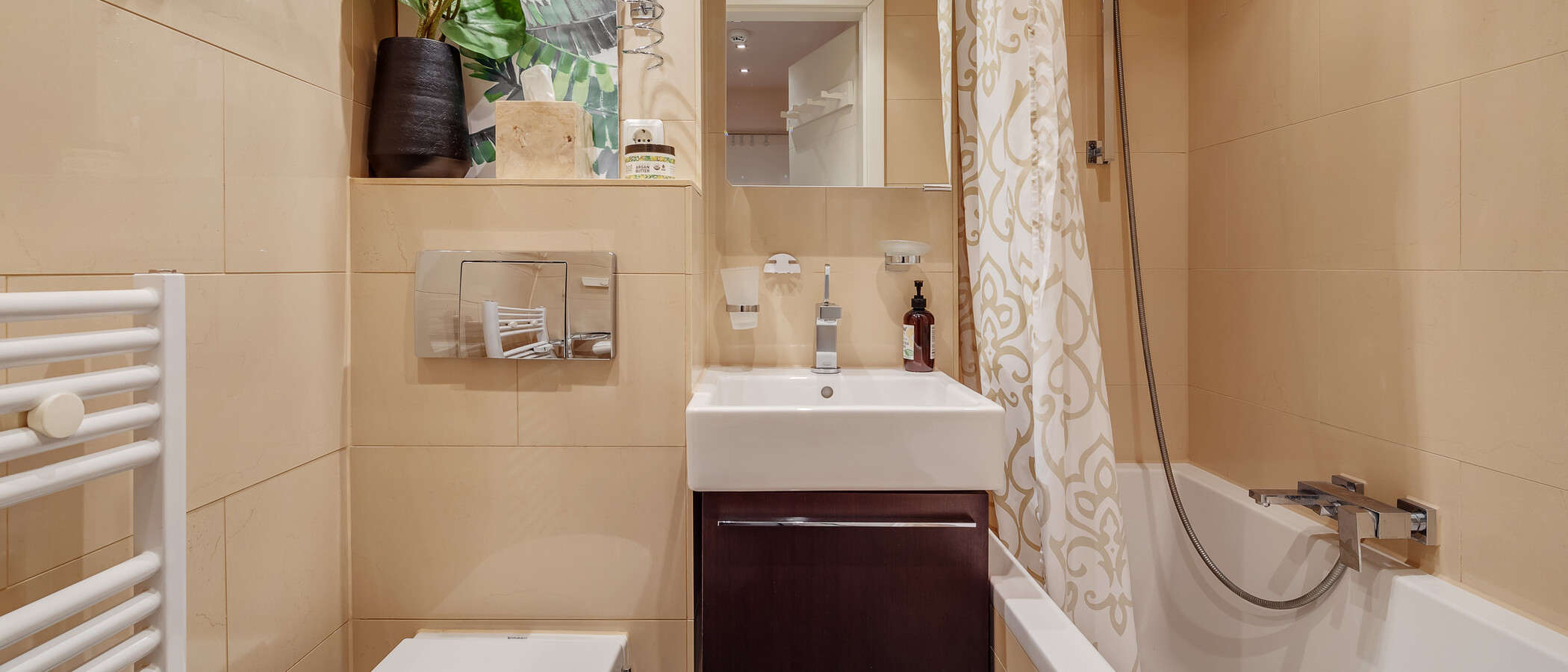 Wohnung München Maxvorstadt 01 Badezimmer 12098