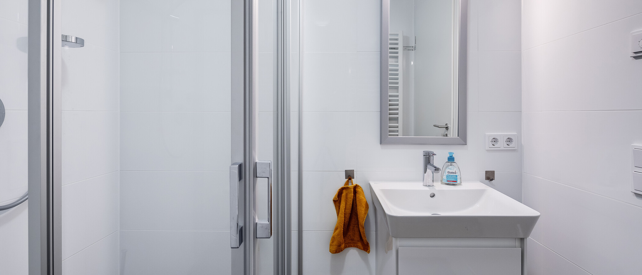 Wohnung München Aubing 01 2. Badezimmer 12136
