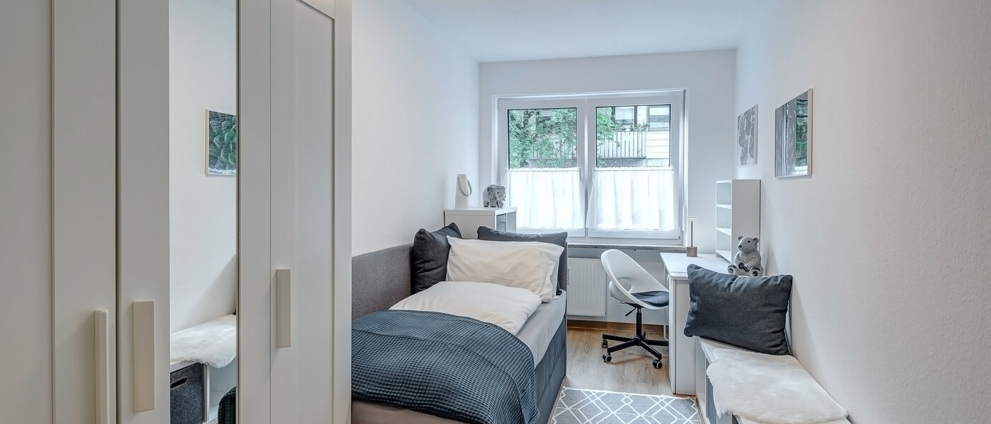 Wohnung München Neuhausen 01 2. Schlafzimmer	 12163