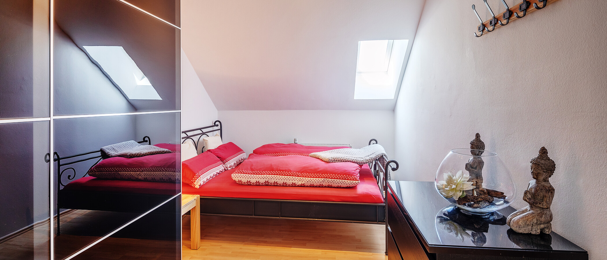 Dachgeschosswohnung München Waldperlach 01 2. Schlafzimmer	 12208