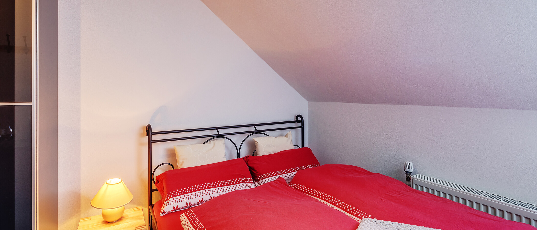 Dachgeschosswohnung München Waldperlach 02 2. Schlafzimmer	 12208