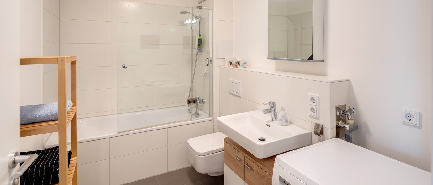 Wohnung München Moosach 01 Badezimmer 12221
