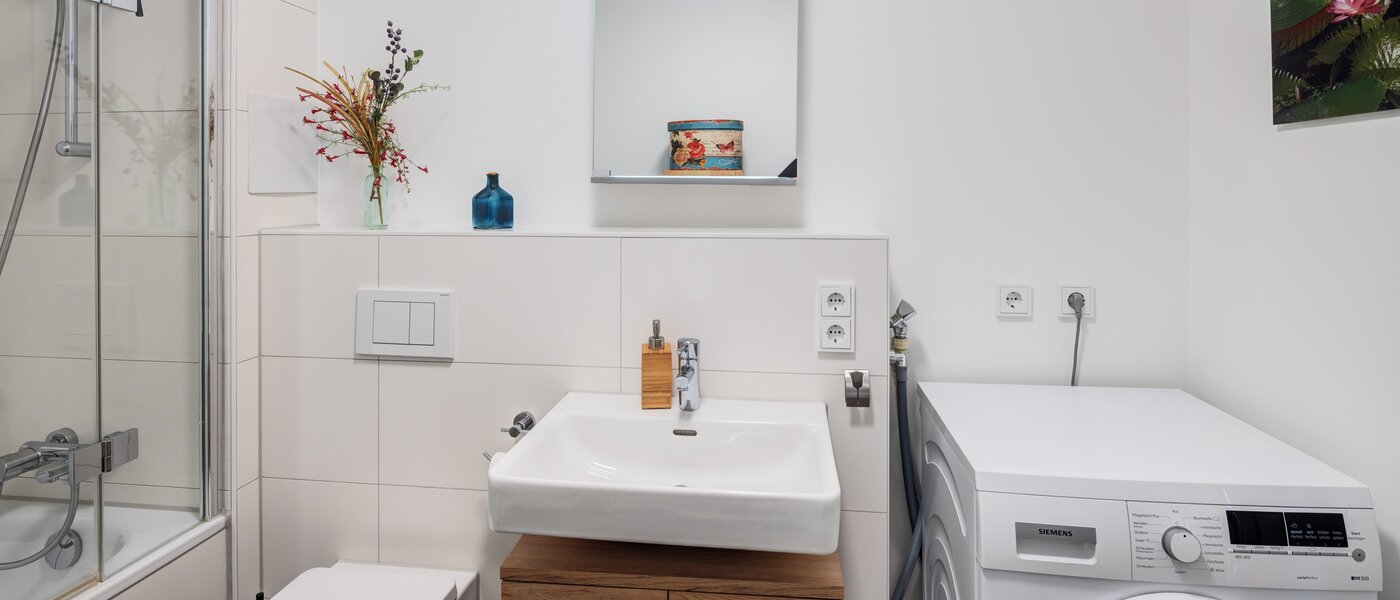 Wohnung München Moosach 02 Badezimmer 12221